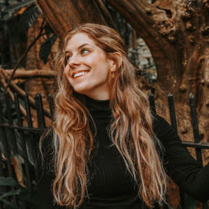 Meet your Posher, Abby